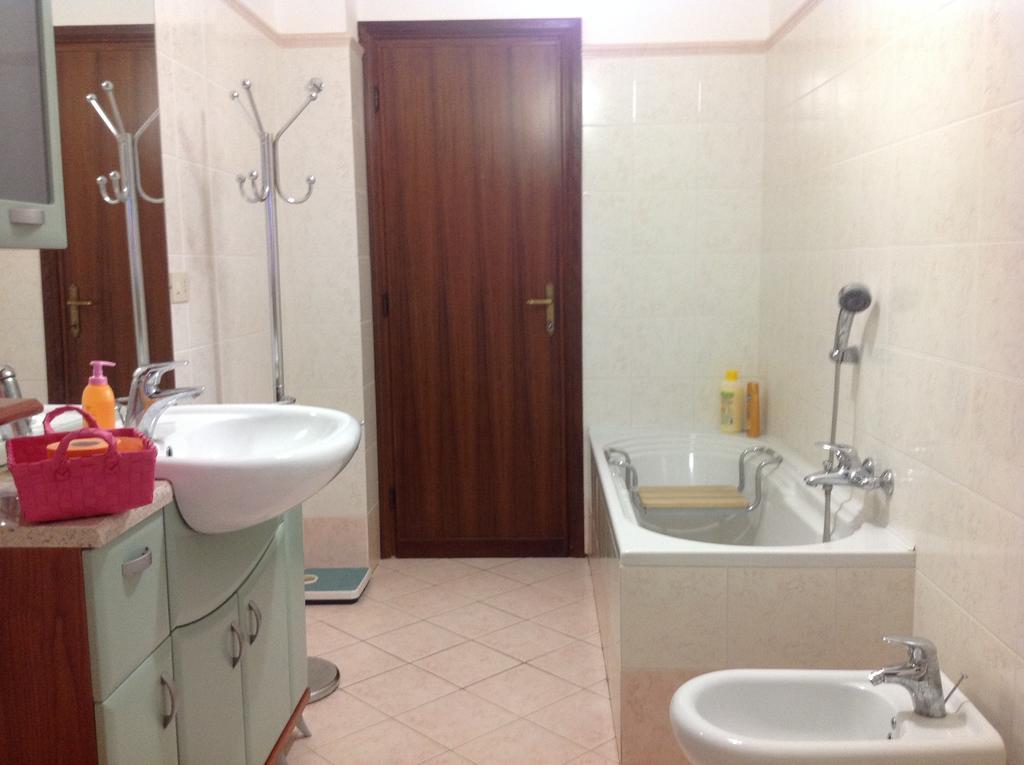 Orange Holiday Home Torvaianica Luaran gambar