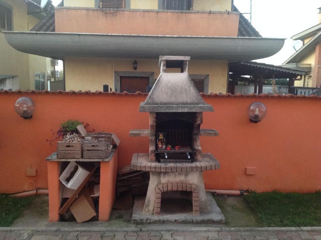 Orange Holiday Home Torvaianica Luaran gambar