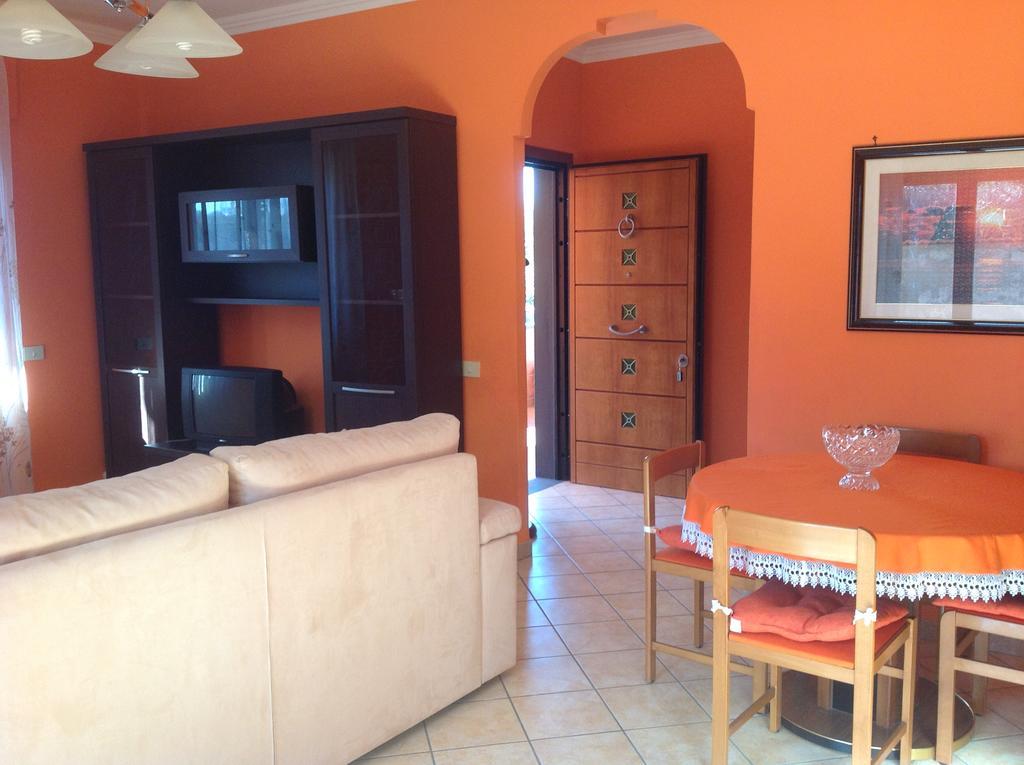 Orange Holiday Home Torvaianica Luaran gambar